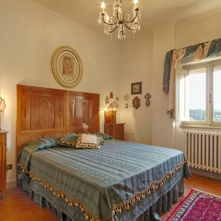 Locazione Turistica Cevoli-2 Lari